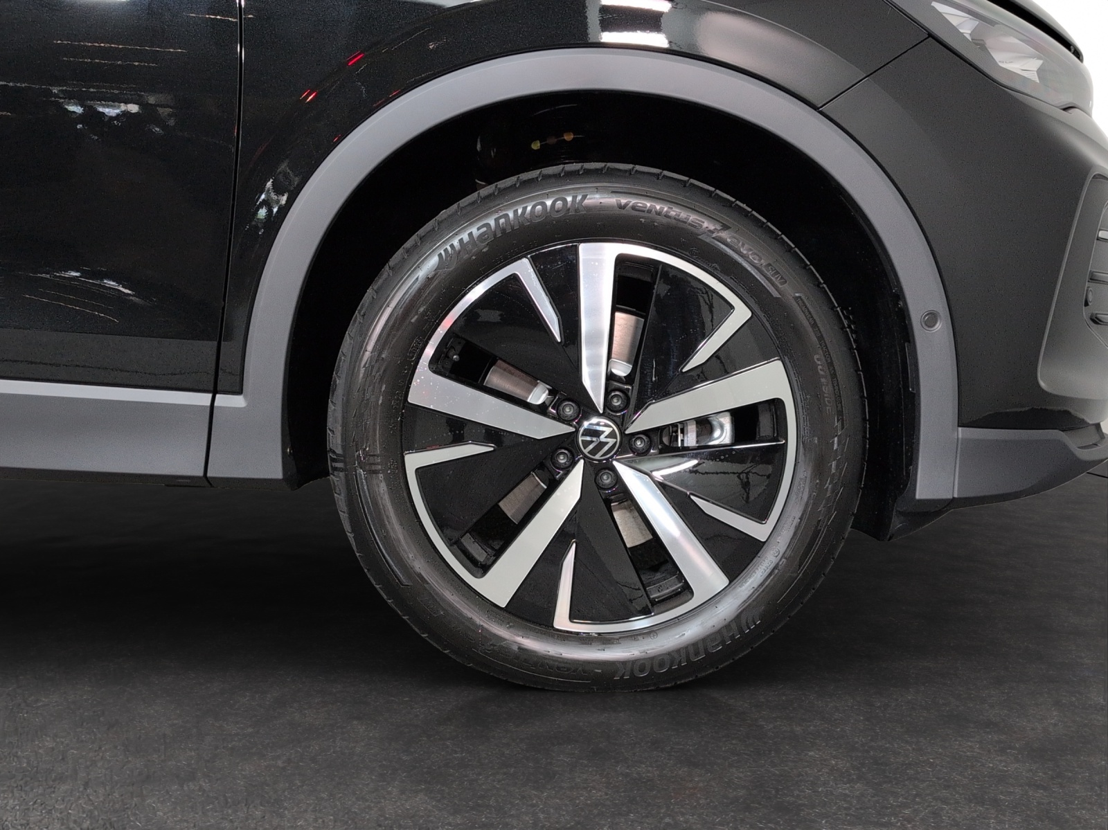 VW Tiguan 2.0 TSI DSG United 4Motion-image-4