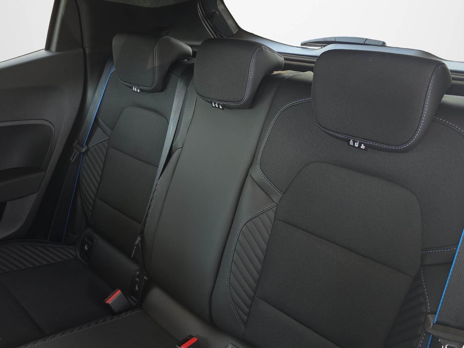 RENAULT Clio 1.6 E-Tech esprit Alpine-image-9