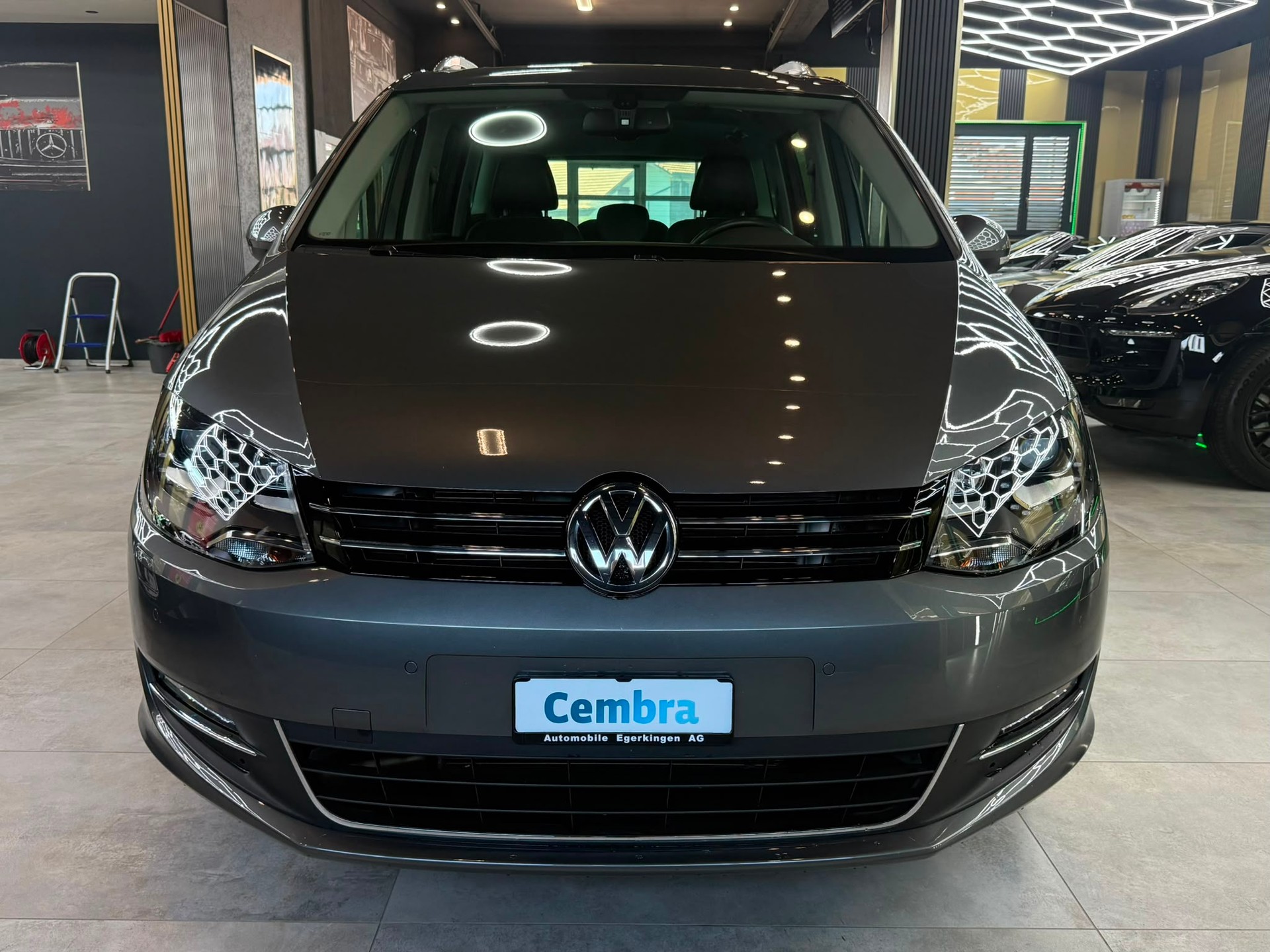 VW Sharan 2.0 TDI BlueMotion Technology Highline DSG-showroom-element-1