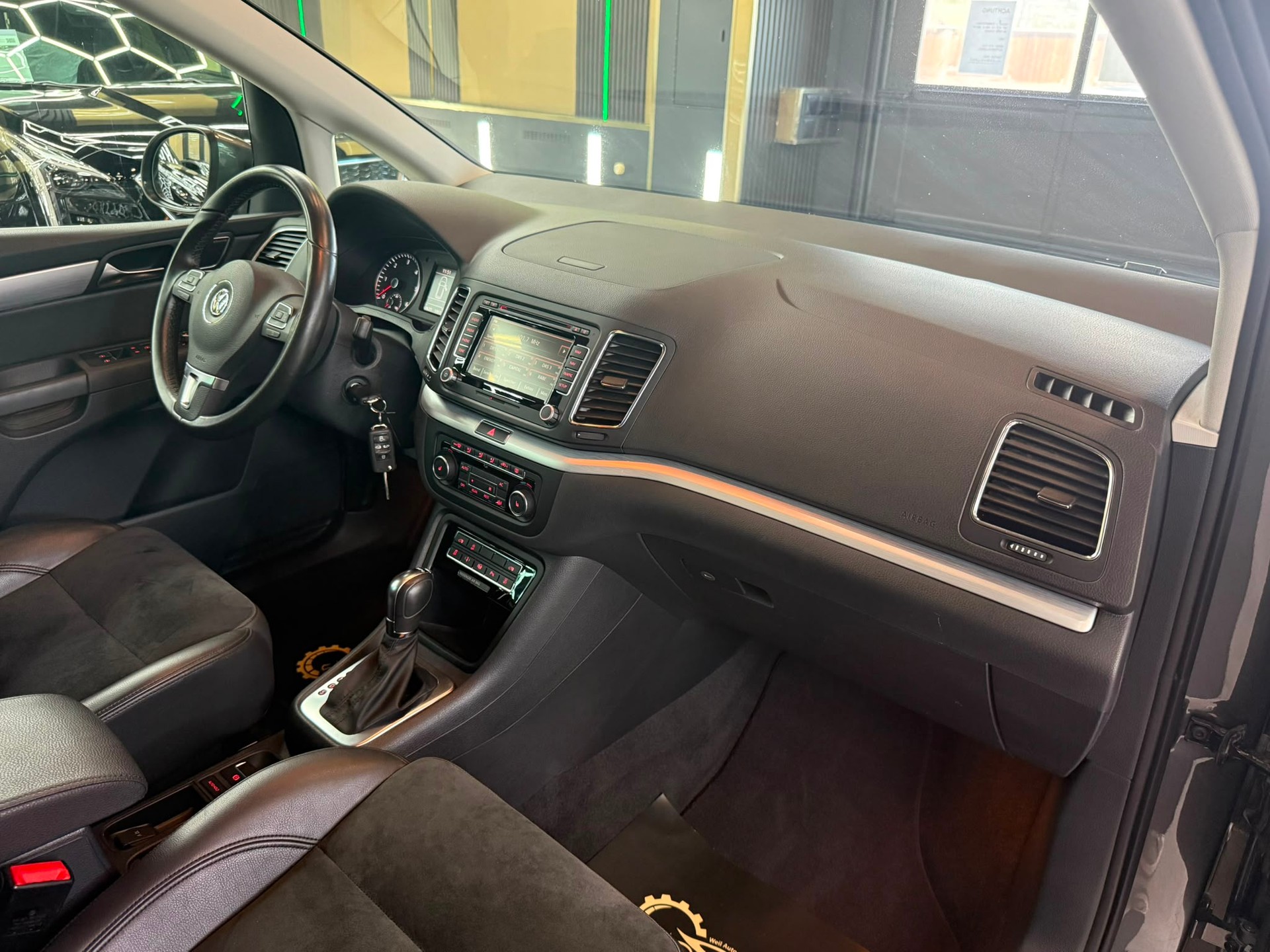VW Sharan 2.0 TDI BlueMotion Technology Highline DSG-image-10