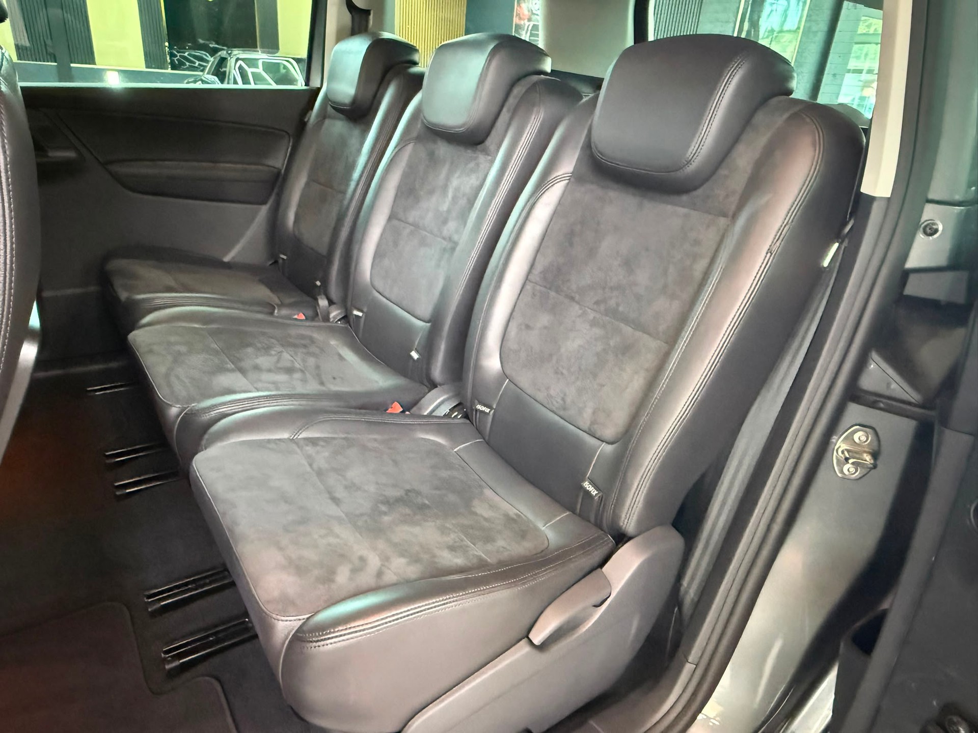 VW Sharan 2.0 TDI BlueMotion Technology Highline DSG-image-14