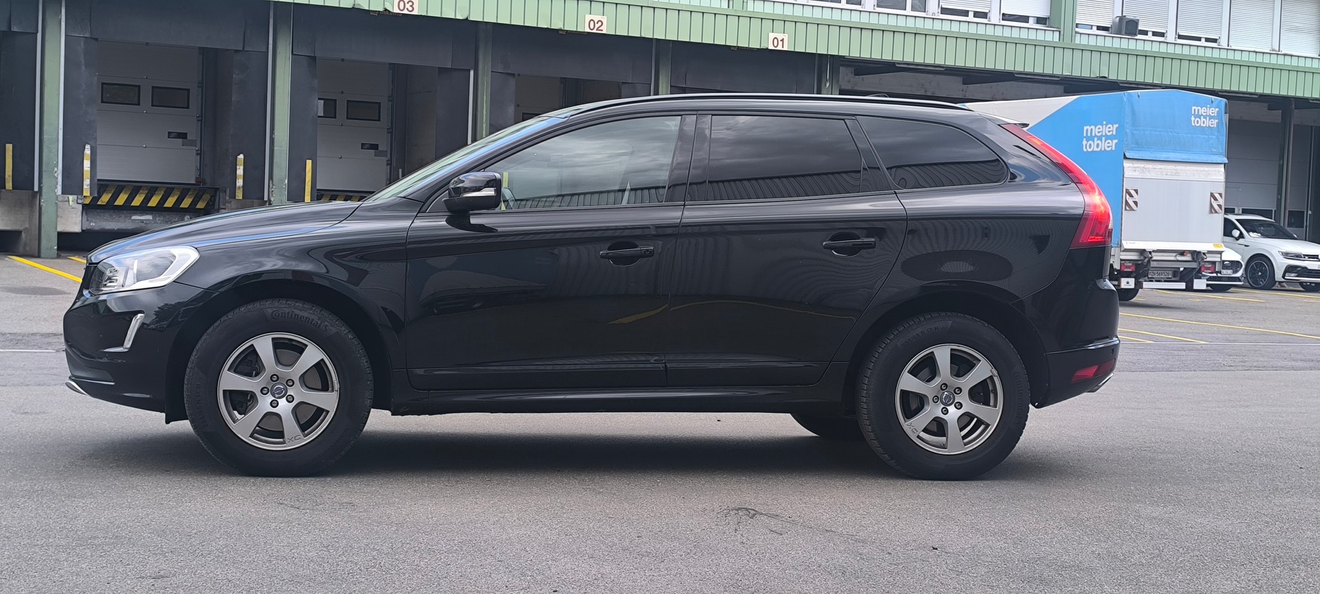 VOLVO XC60 D4 AWD Kinetic Geartronic-image-6