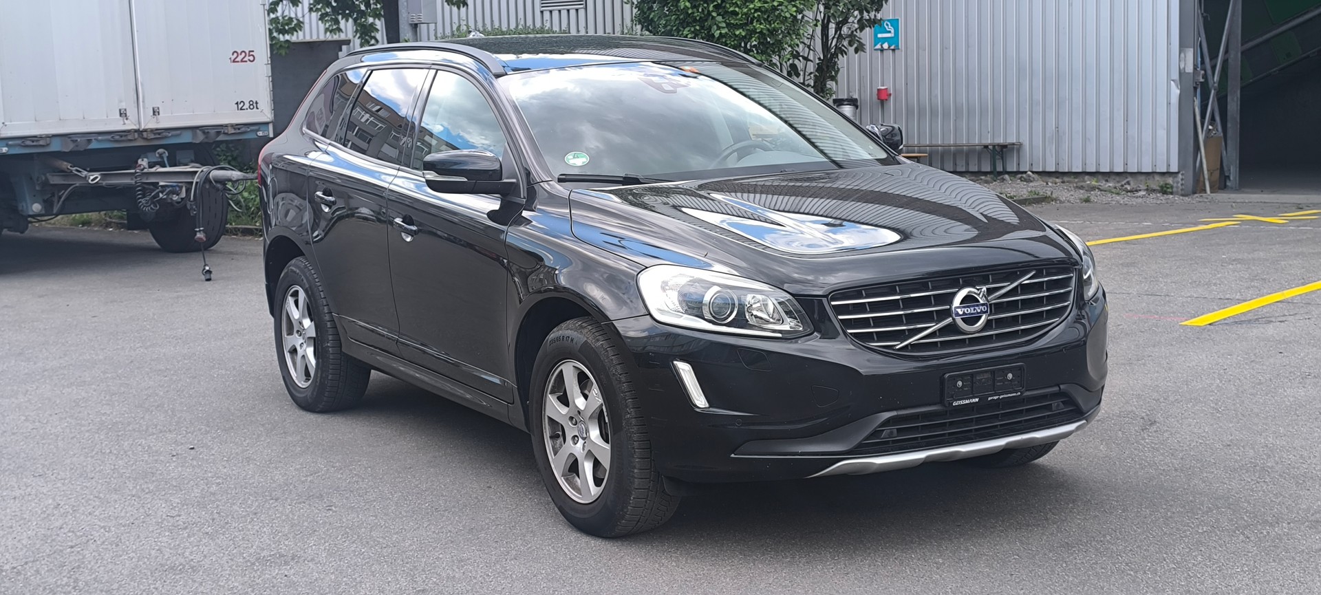VOLVO XC60 D4 AWD Kinetic Geartronic-image-5