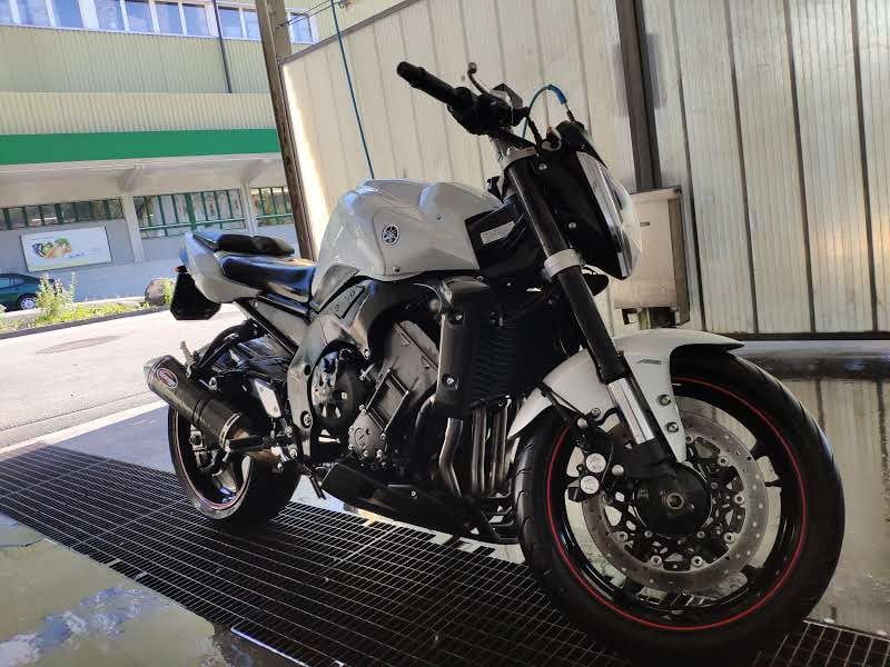 YAMAHA FZ1 N ABS-image-2