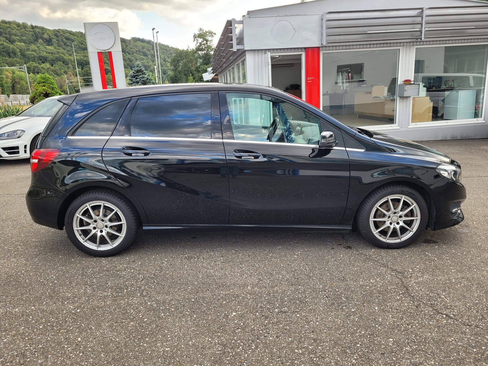 MERCEDES-BENZ B 200 CDI Style 7G-DCT-image-5