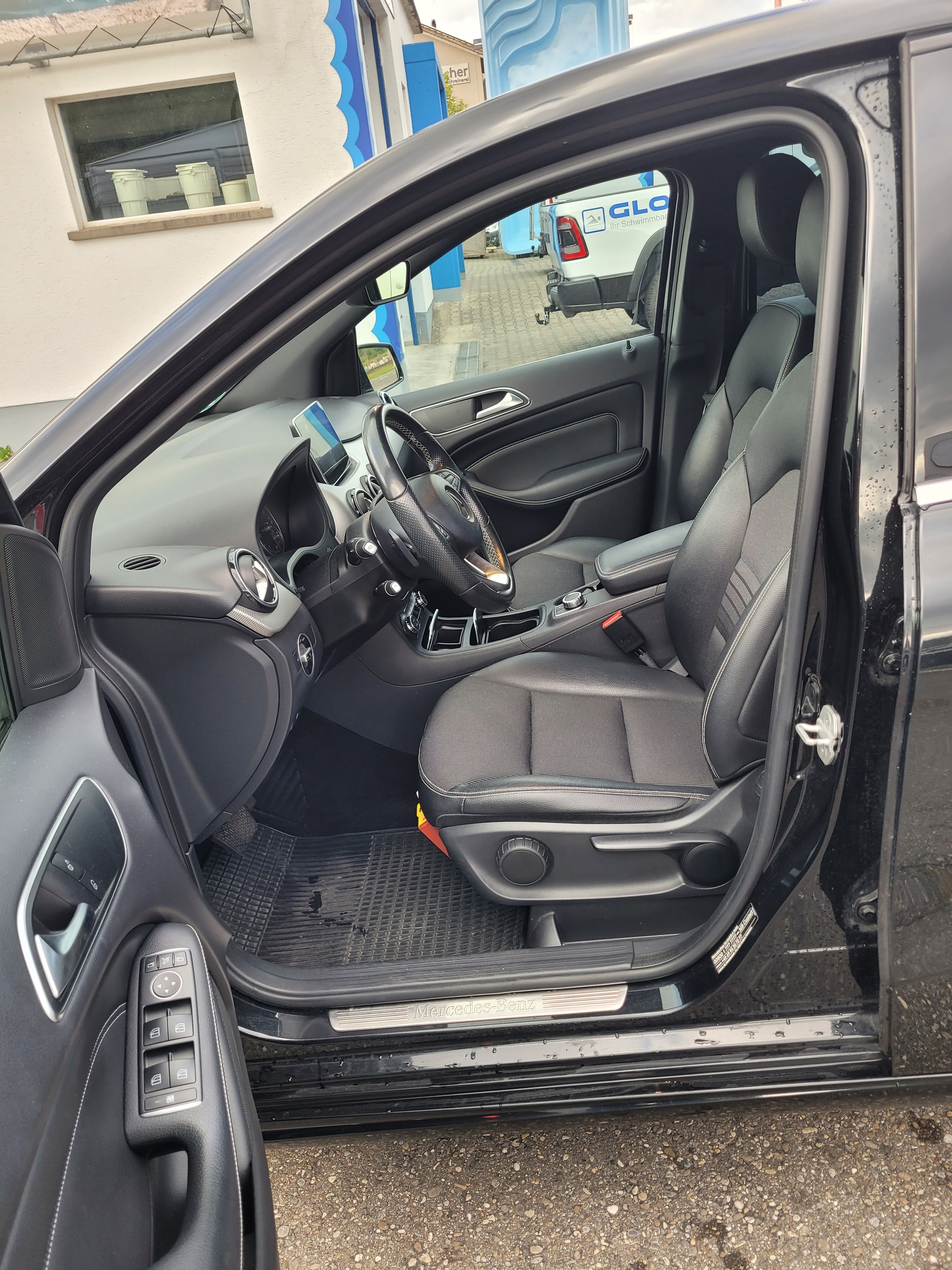 MERCEDES-BENZ B 200 CDI Style 7G-DCT-image-10