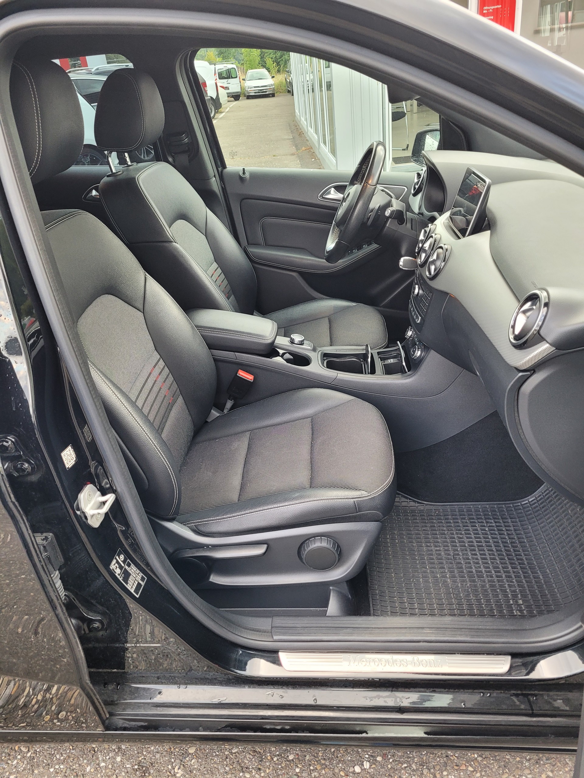 MERCEDES-BENZ B 200 CDI Style 7G-DCT-image-8