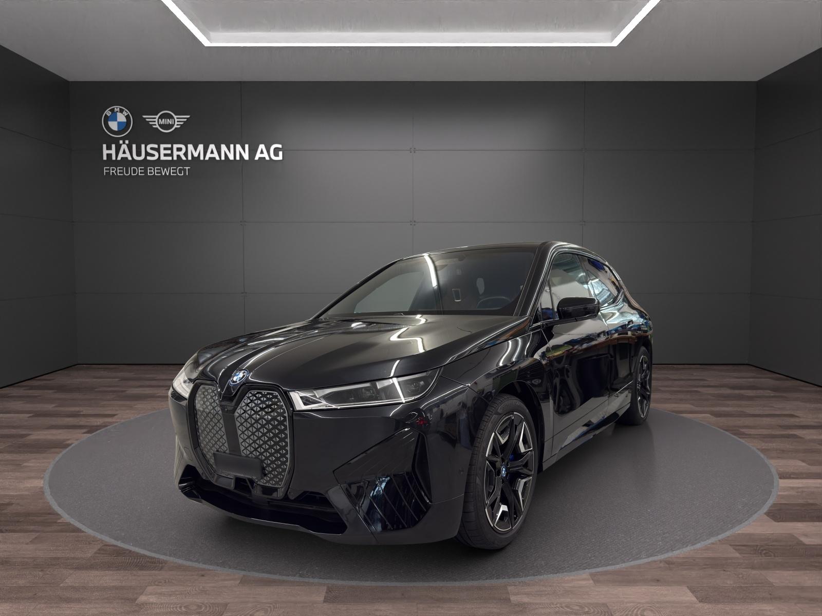 BMW iX xDrive40 SPORT