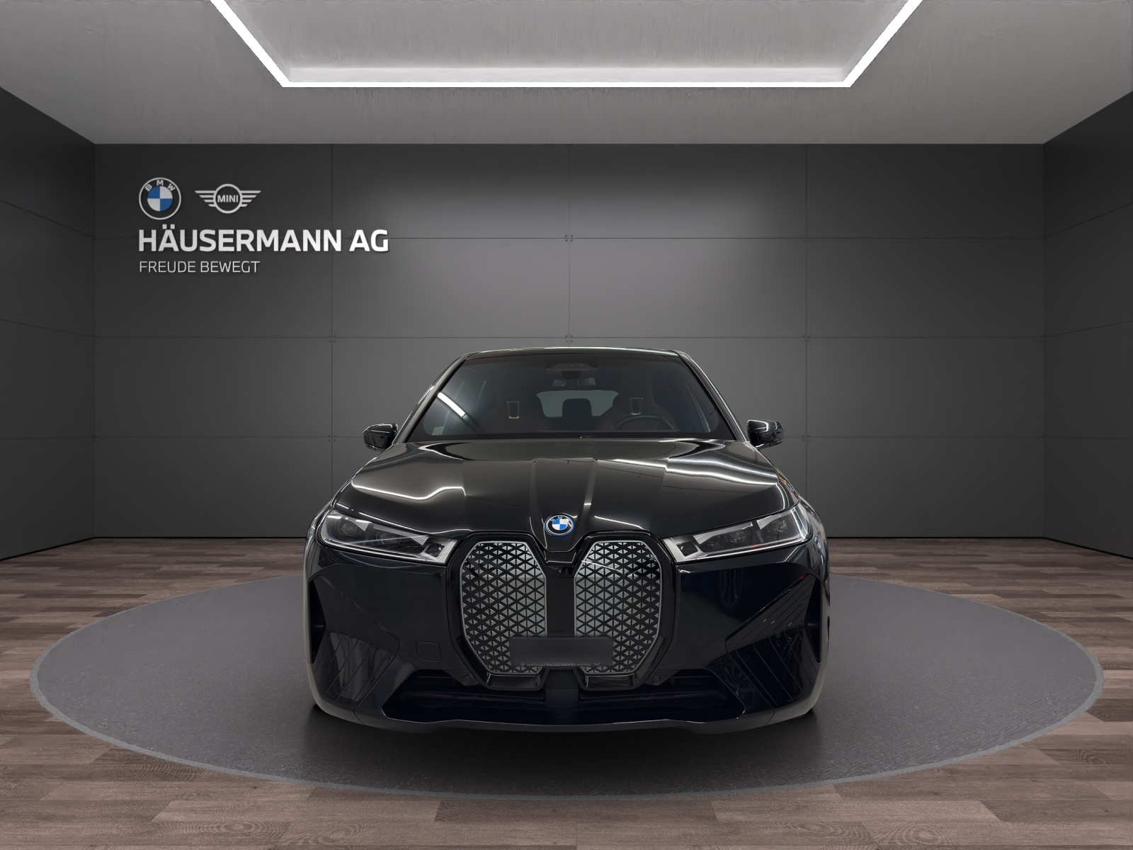 BMW iX xDrive40 SPORT-image-1