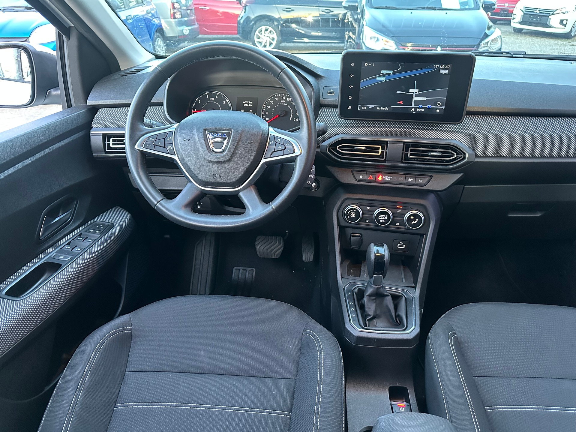 DACIA Sandero TCe 90 Comfort CVT-image-11
