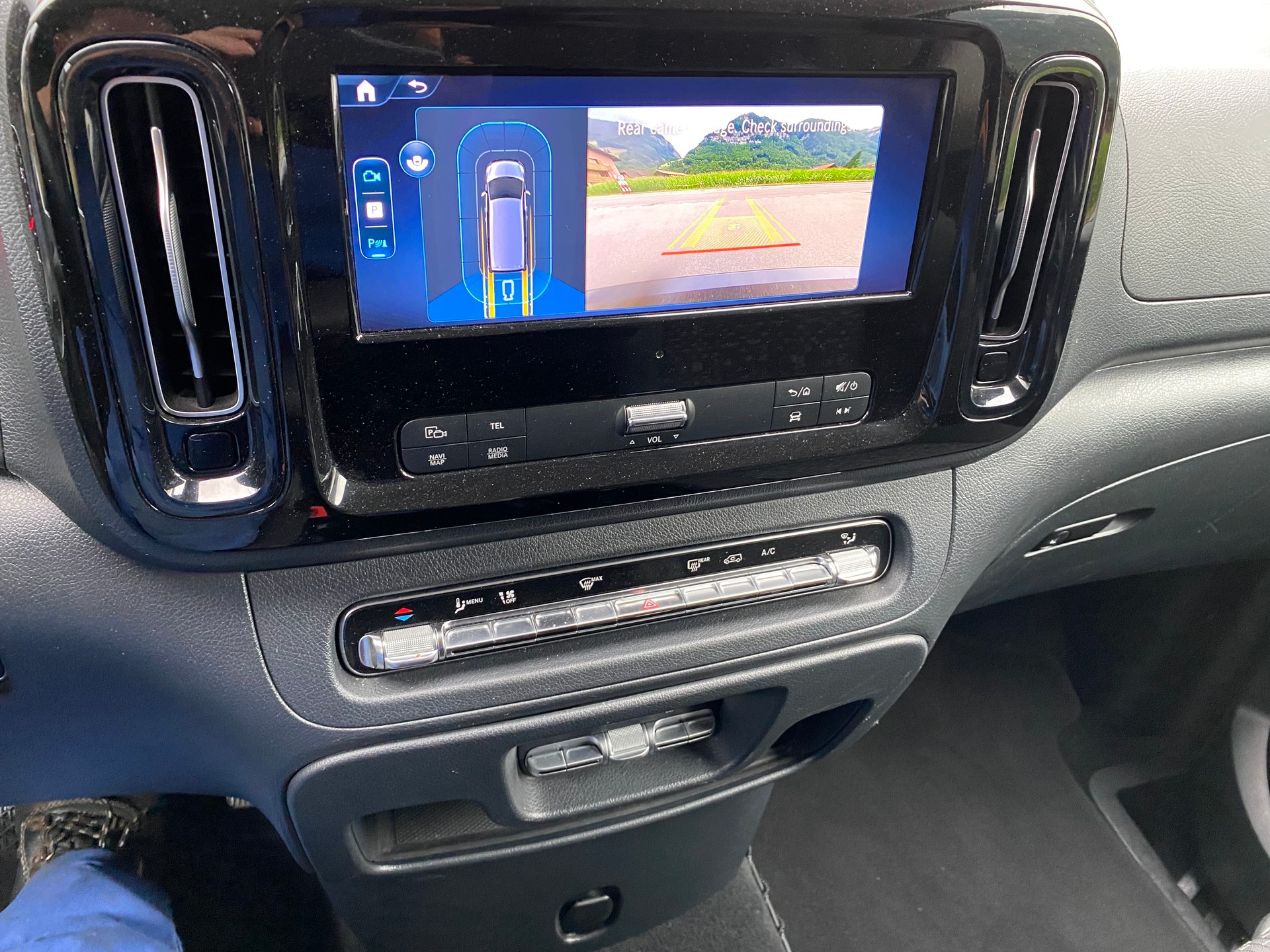 MERCEDES-BENZ Vito 116 CDI Lang Select Tourer 4Matic 9G-Tronic-image-3