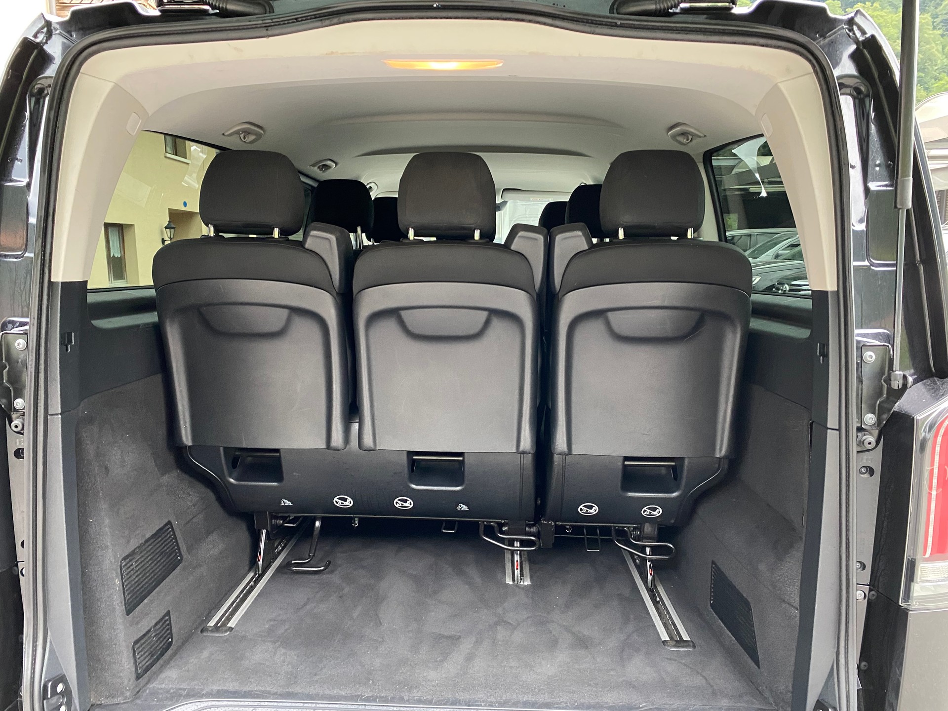 MERCEDES-BENZ Vito 116 CDI Lang Select Tourer 4Matic 9G-Tronic-image-9