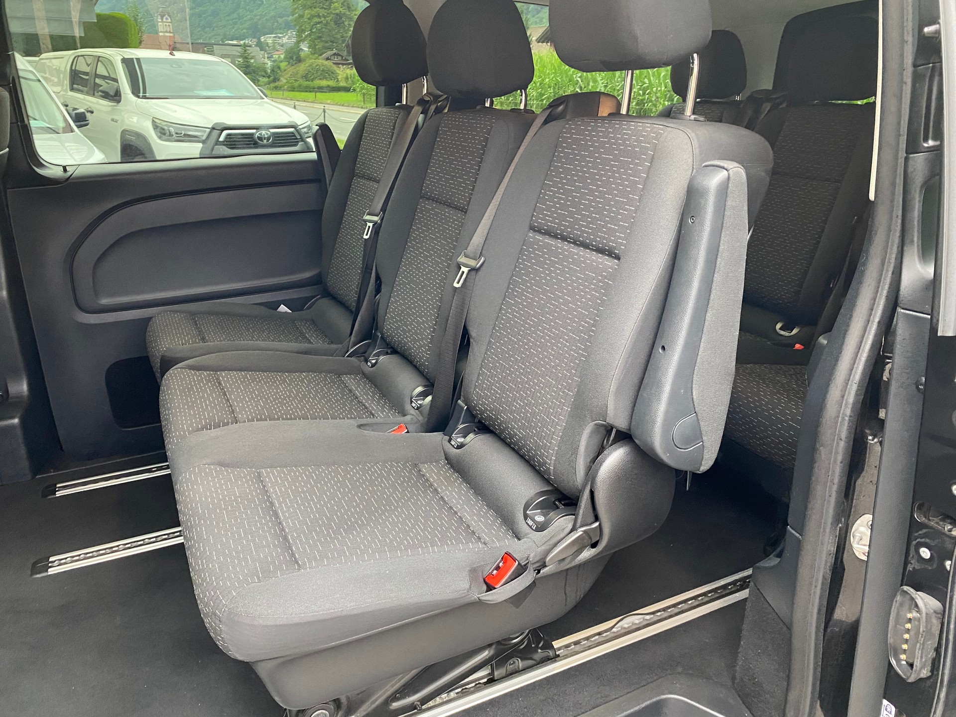 MERCEDES-BENZ Vito 116 CDI Lang Select Tourer 4Matic 9G-Tronic-image-6