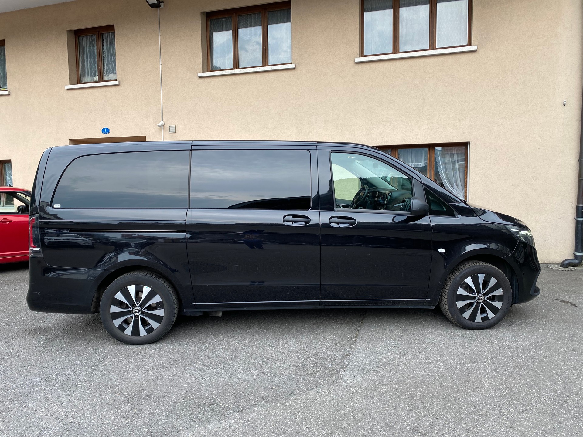 MERCEDES-BENZ Vito 116 CDI Lang Select Tourer 4Matic 9G-Tronic-image-11