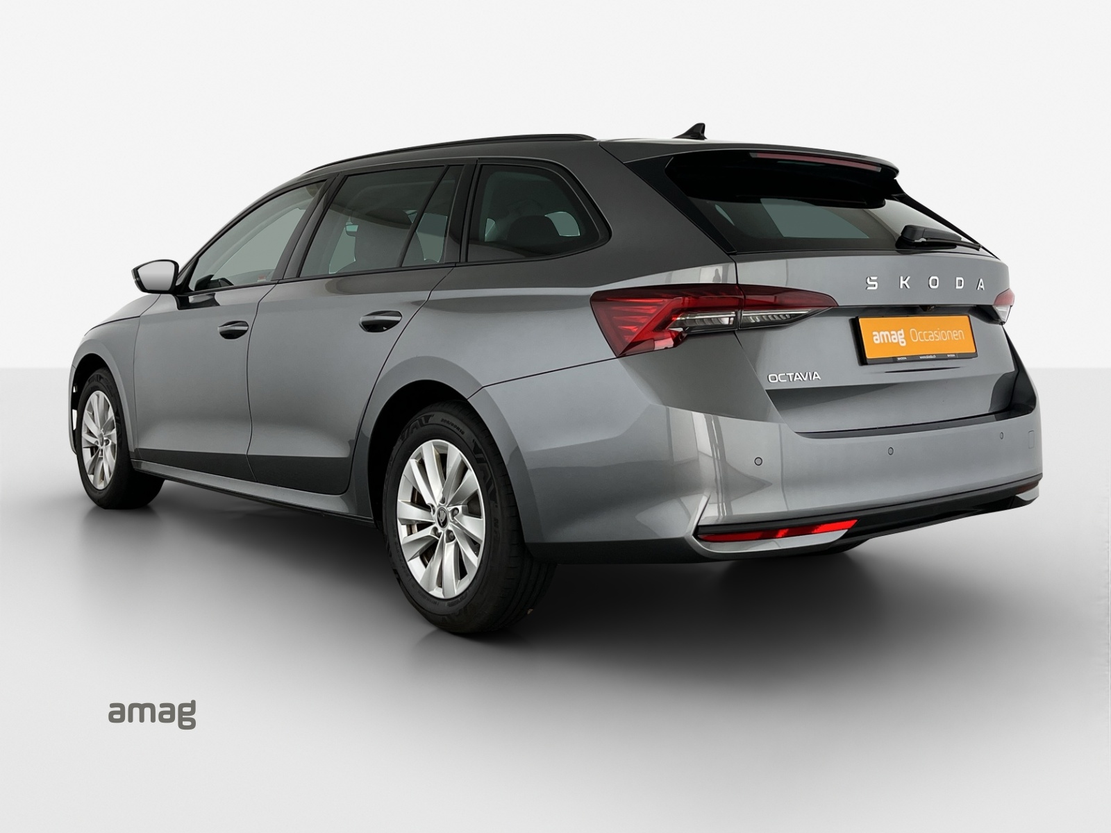 SKODA Octavia Combi 1.5 TSI mHEV DSG Dynamic-showroom-element-2