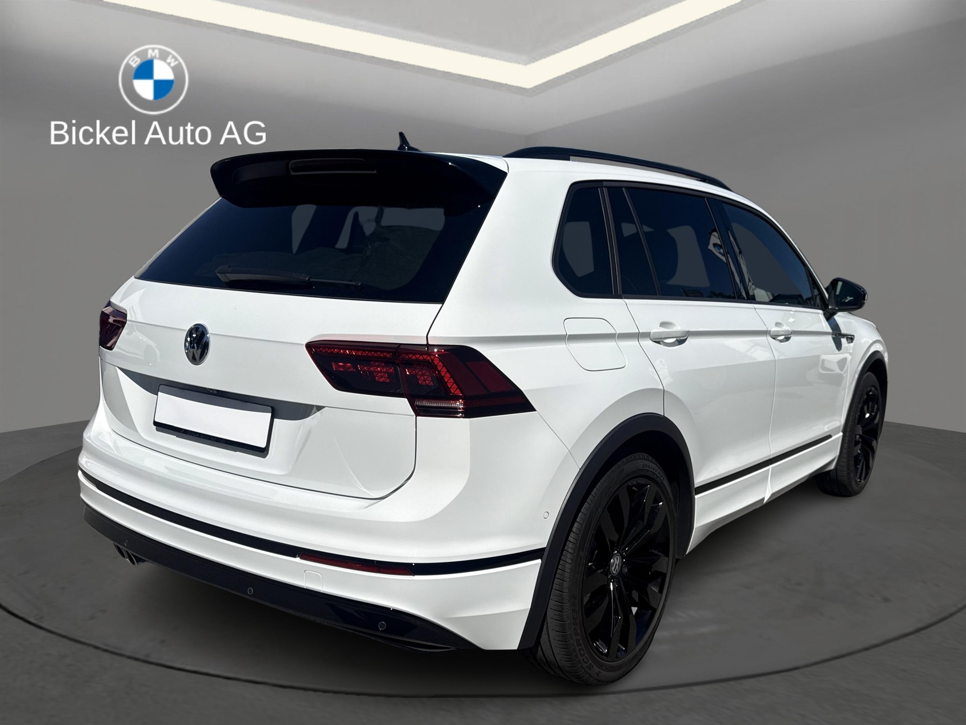 VW Tiguan 2.0TSI 4M-showroom-element-2