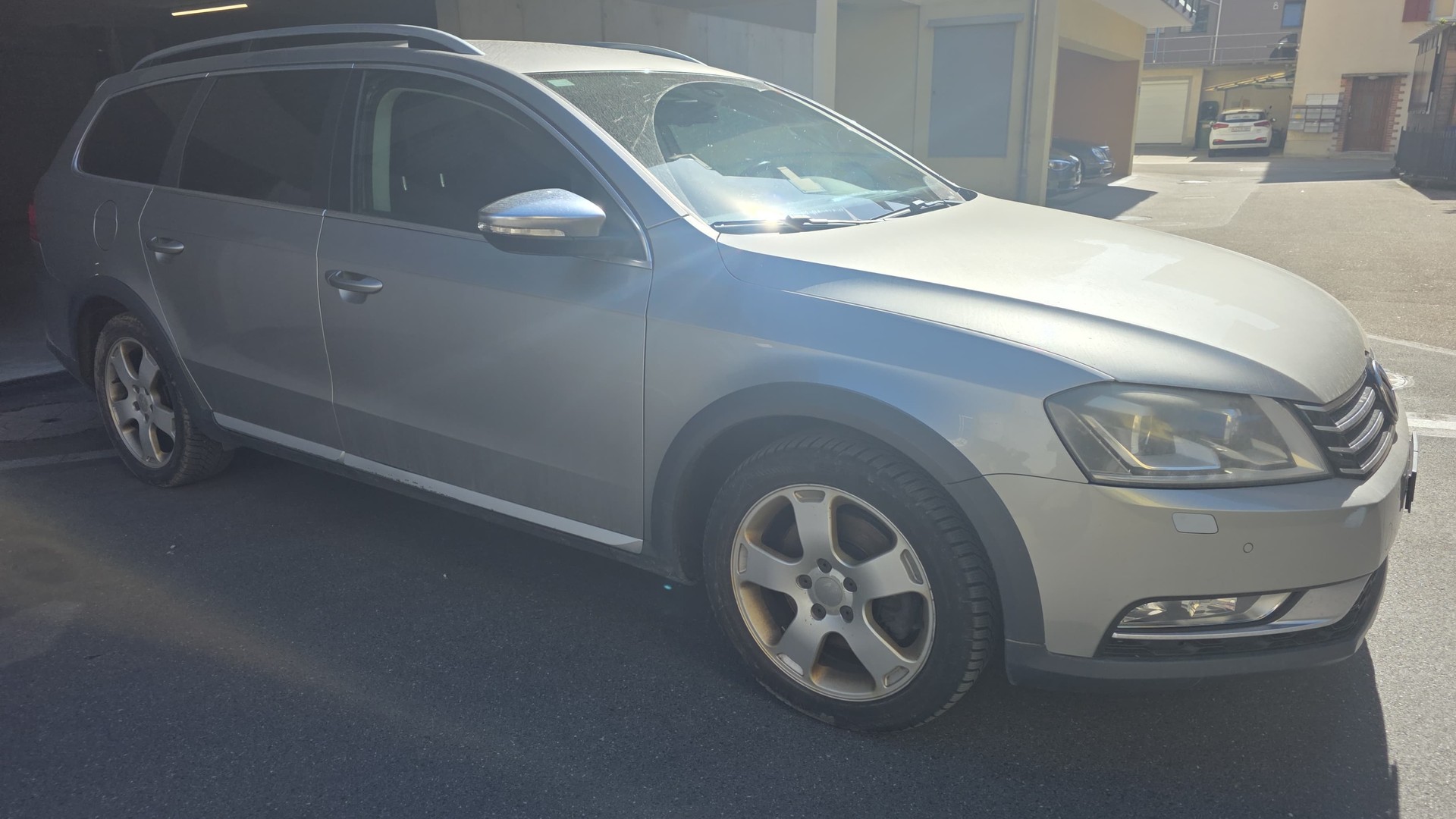 VW Passat Alltrack 2.0 TSI 4Motion DSG-image-7