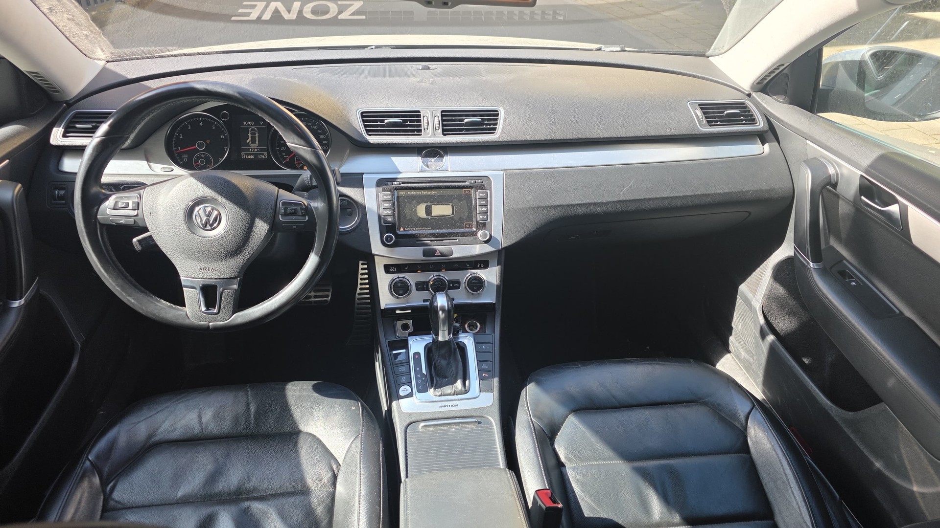 VW Passat Alltrack 2.0 TSI 4Motion DSG-image-6