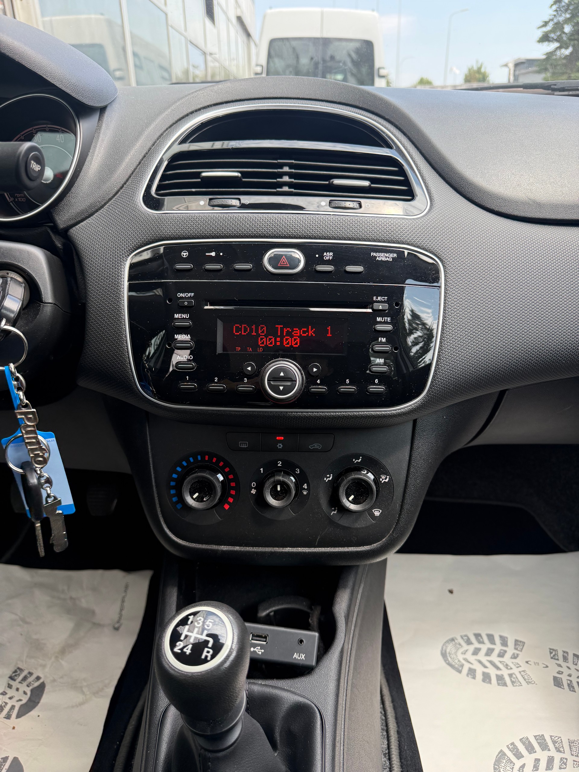 FIAT Punto 1.2 Cool || Frisch ab MFK-image-9