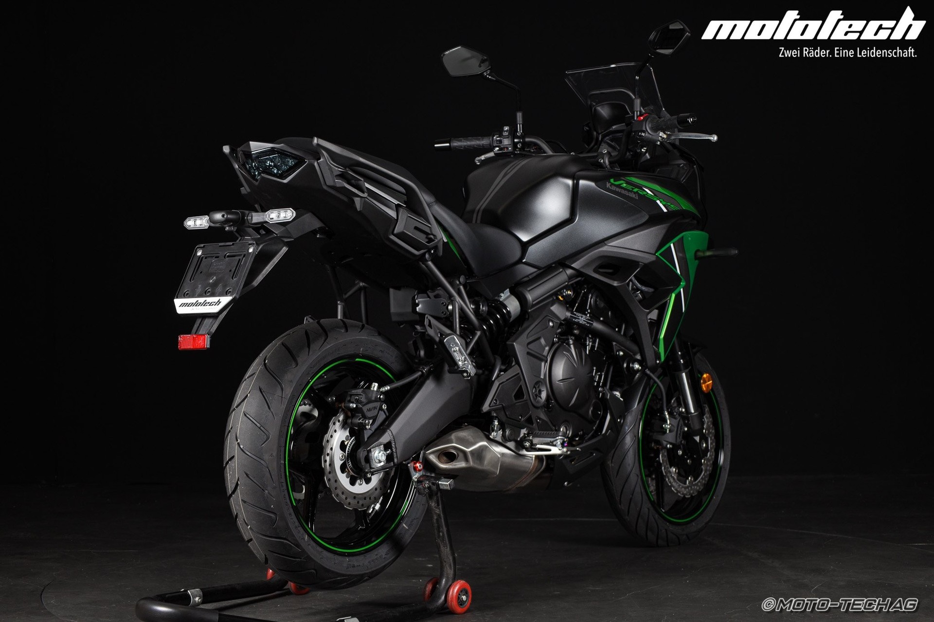 KAWASAKI Versys 650 MY25-showroom-element-2