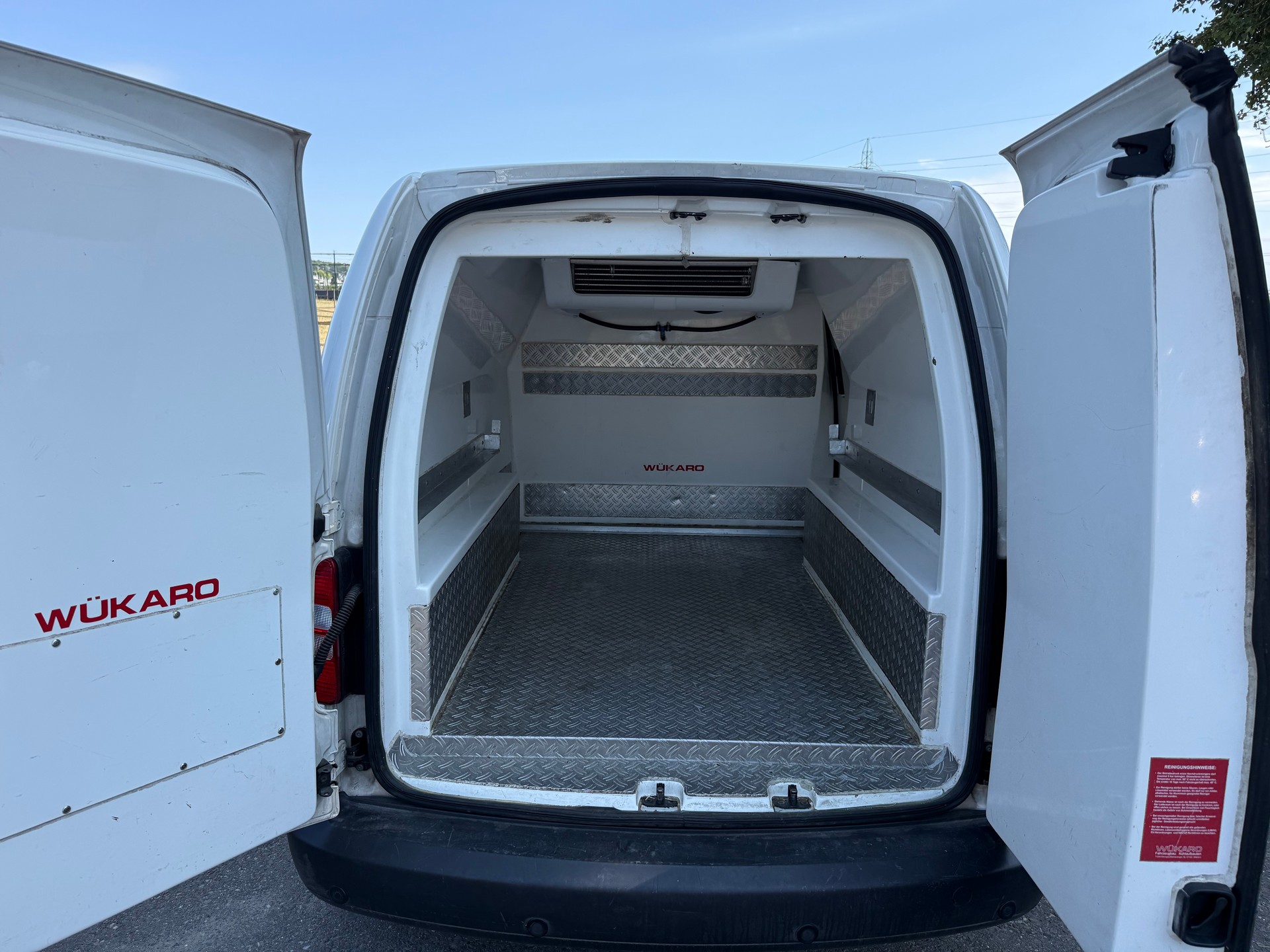 VW Caddy Maxi 1.6 TDI DSG Kühler-image-10