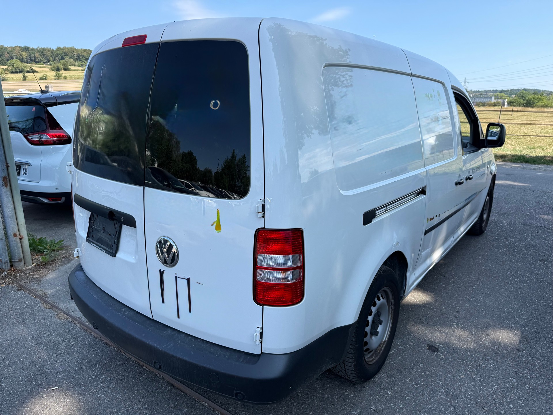 VW Caddy Maxi 1.6 TDI DSG Kühler-image-6