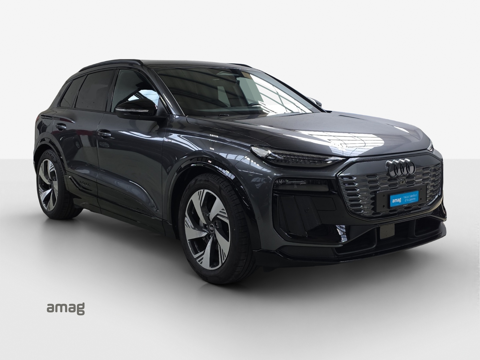 AUDI Q6 e-tron quattro-image-6