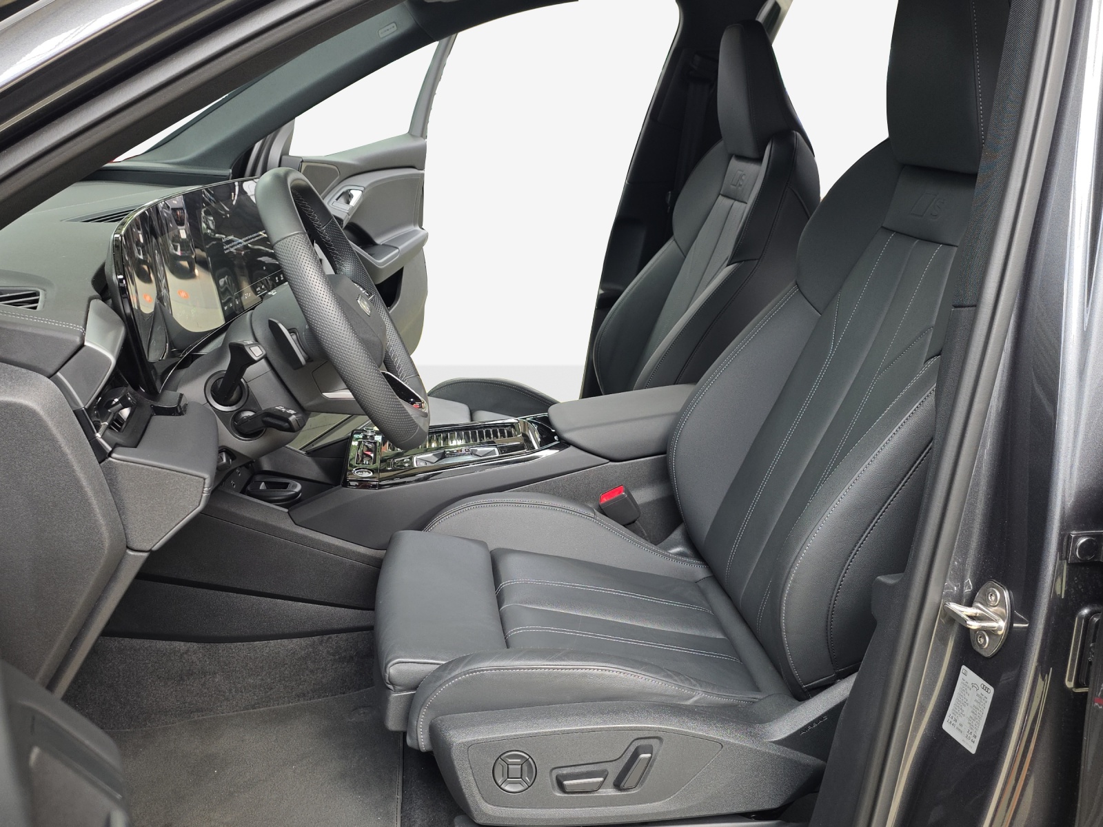 AUDI Q6 e-tron quattro-image-8