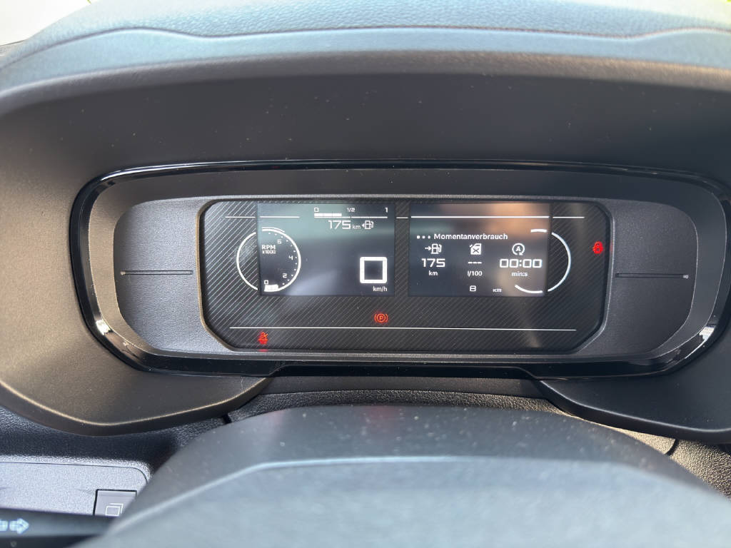 TOYOTA PROACE CITY Van L1 1.2 Active-image-6