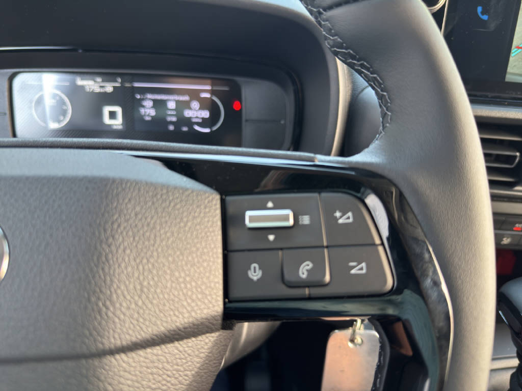 TOYOTA PROACE CITY Van L1 1.2 Active-image-7