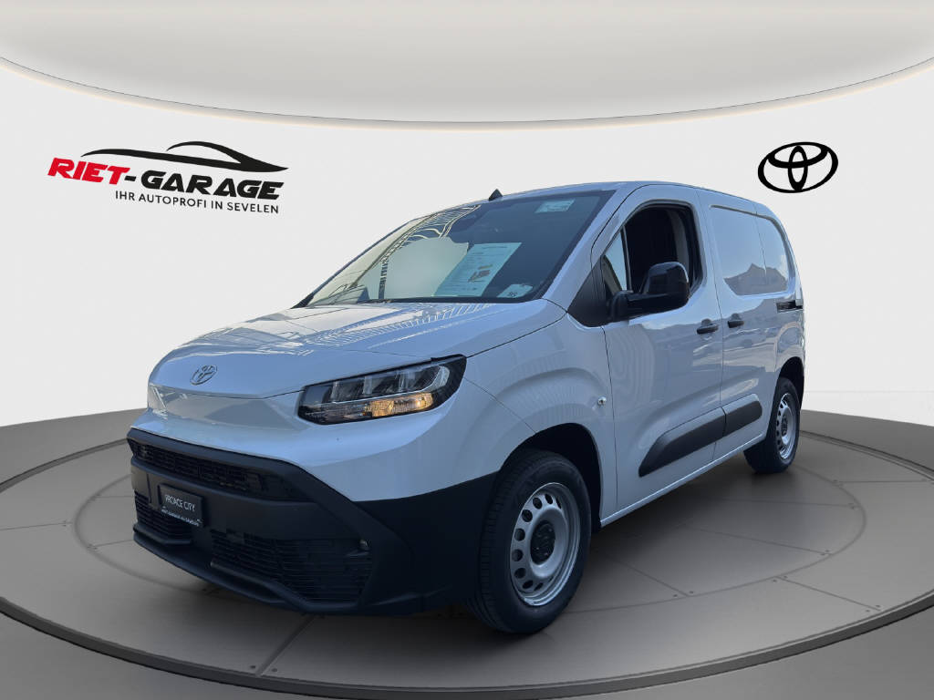 TOYOTA PROACE CITY Van L1 1.2 Active-image-0