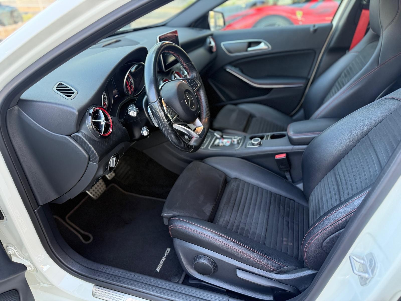 MERCEDES-BENZ A 45 AMG 4Matic Speedshift 7G-DCT-image-16