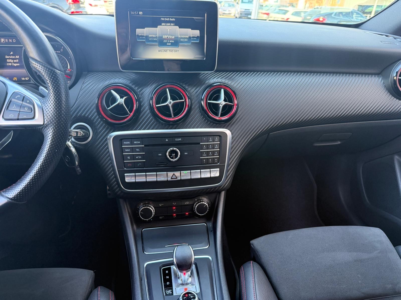 MERCEDES-BENZ A 45 AMG 4Matic Speedshift 7G-DCT-image-17