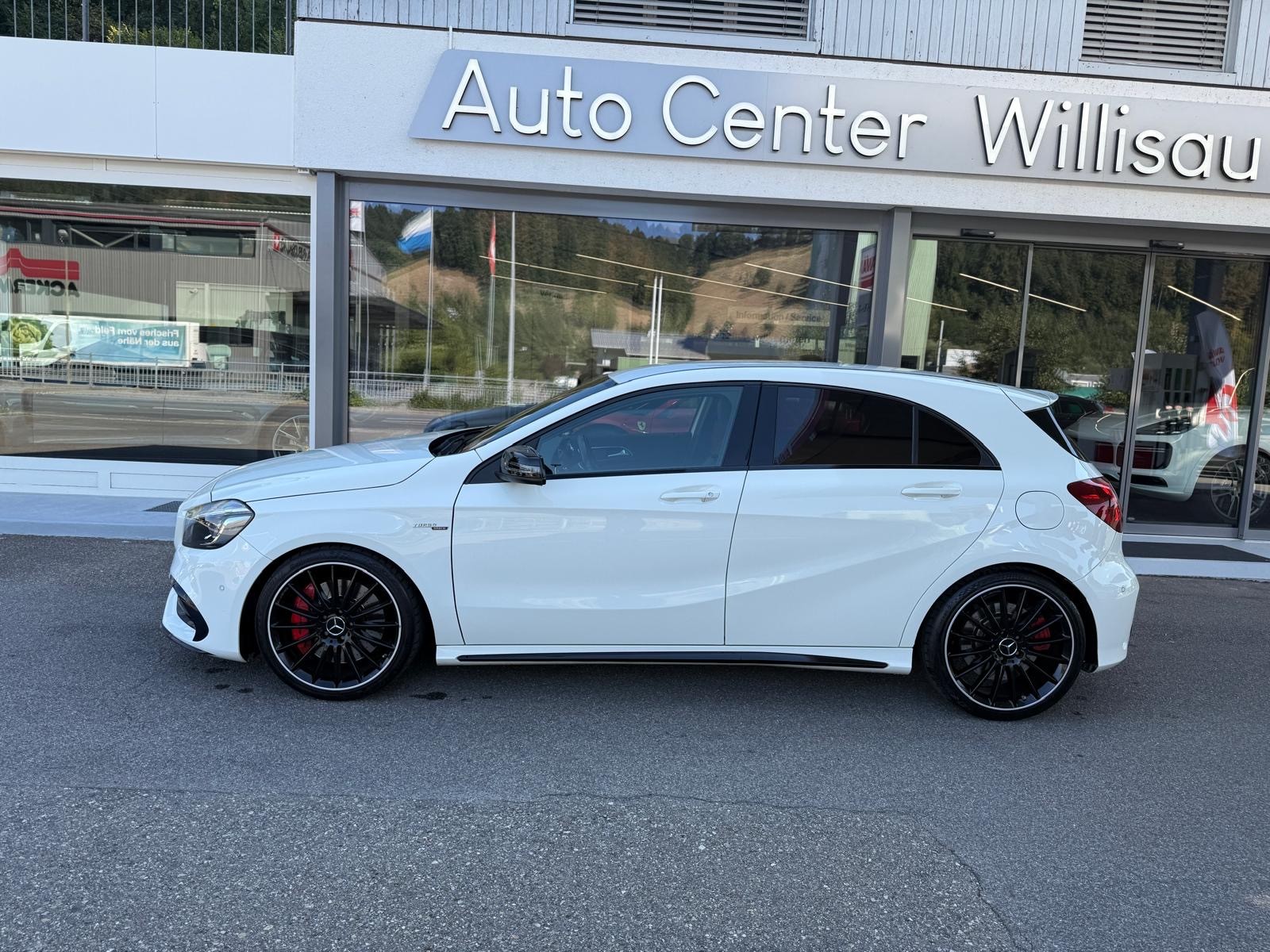 MERCEDES-BENZ A 45 AMG 4Matic Speedshift 7G-DCT-image-11