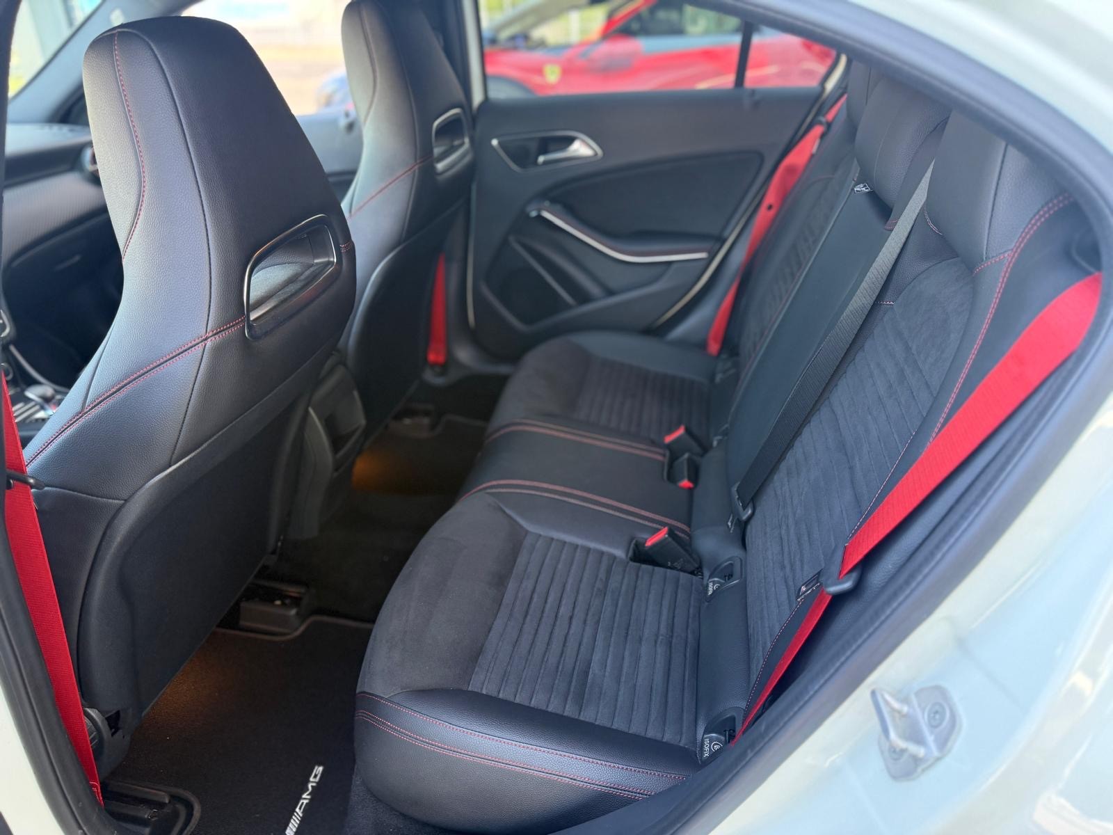 MERCEDES-BENZ A 45 AMG 4Matic Speedshift 7G-DCT-image-23