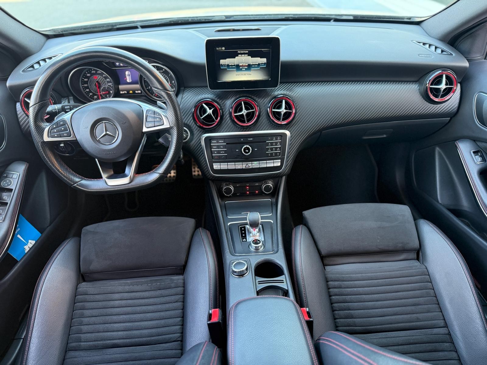 MERCEDES-BENZ A 45 AMG 4Matic Speedshift 7G-DCT-image-22