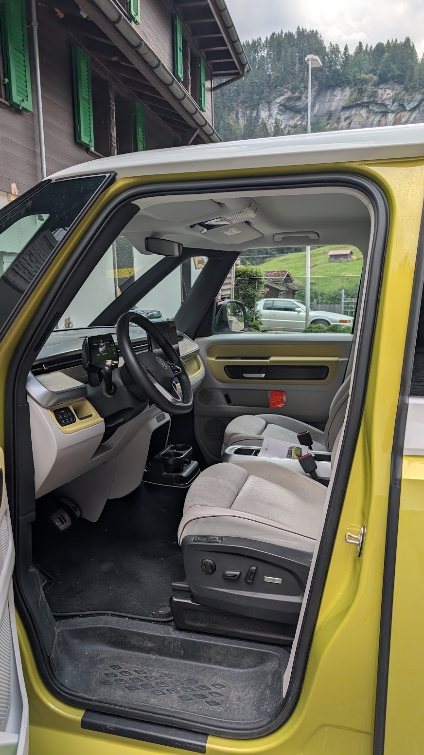 VW 77kWh Pro-image-5