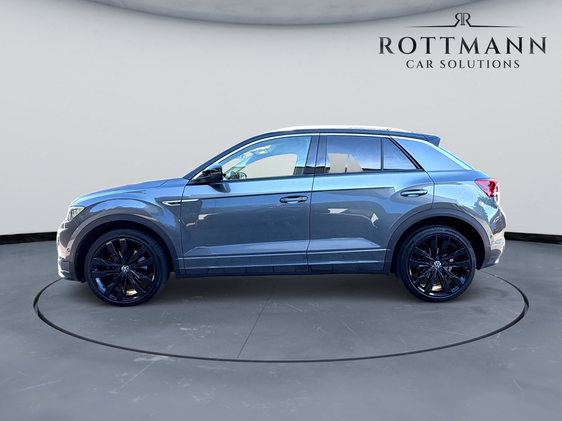 VW T-Roc 2.0 TDI DSG 4Motion R Line-image-0