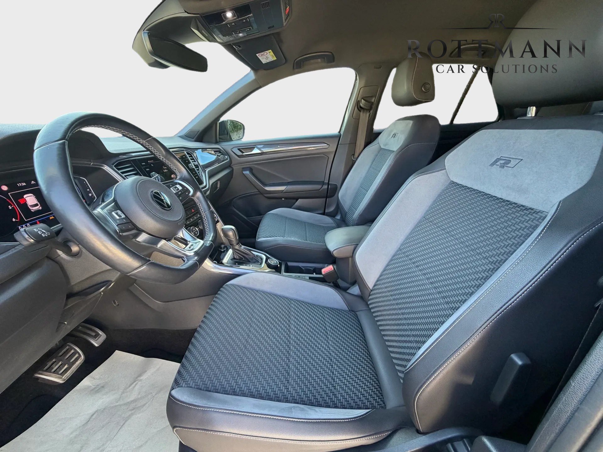 VW T-Roc 2.0 TDI DSG 4Motion R Line-image-8