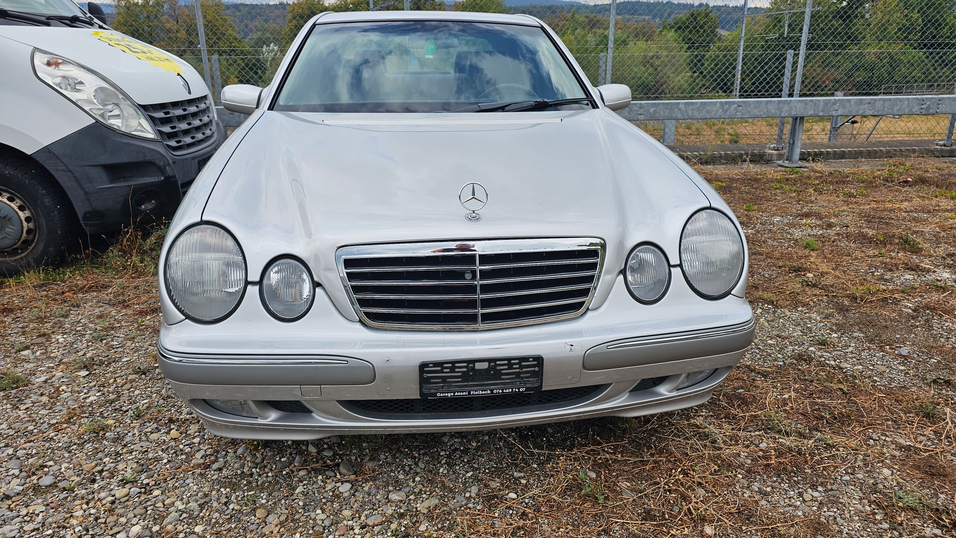 MERCEDES-BENZ Elegance-image-1