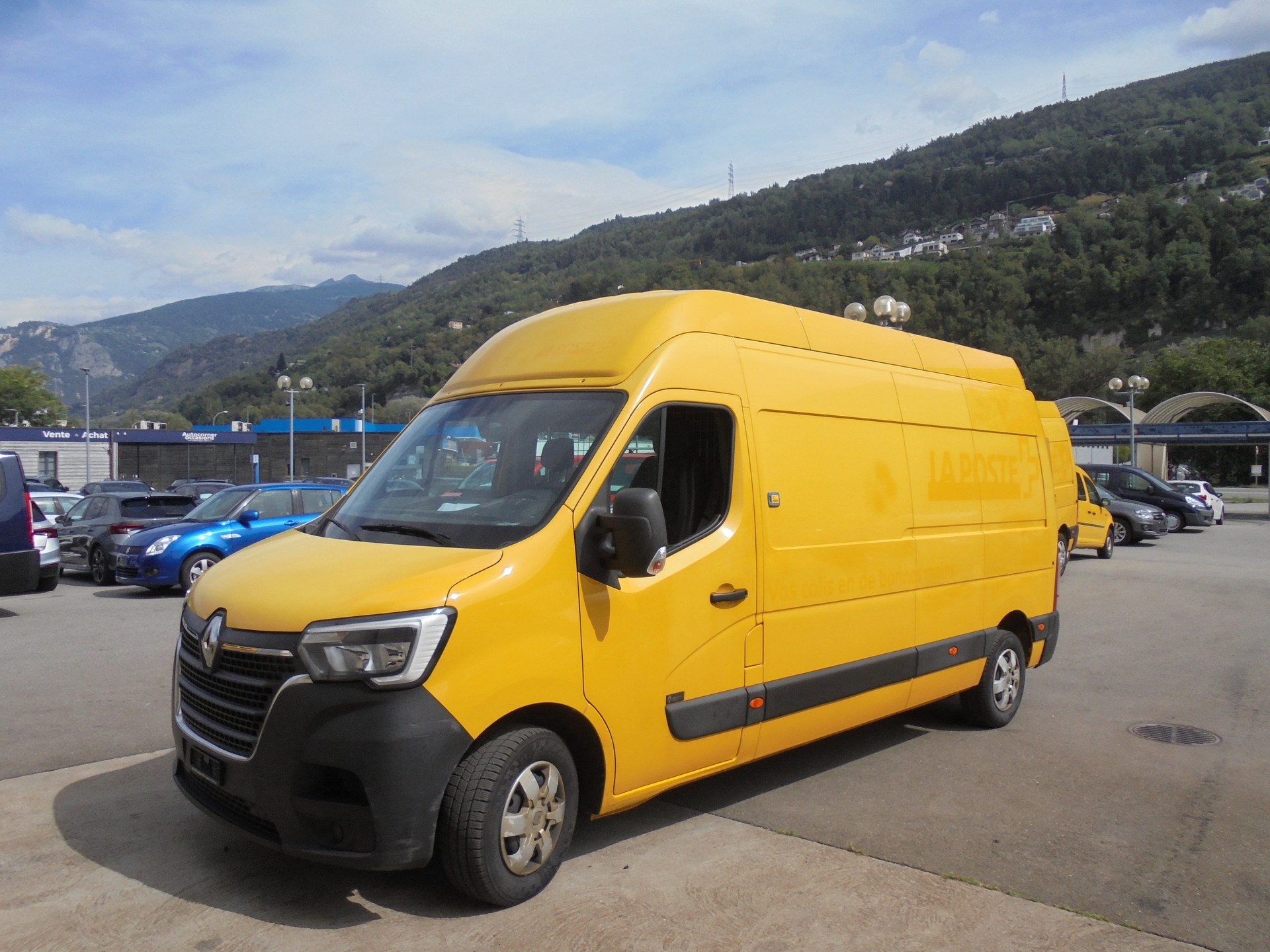 RENAULT Master T35 2.3dCi 135 L3H3-image-1