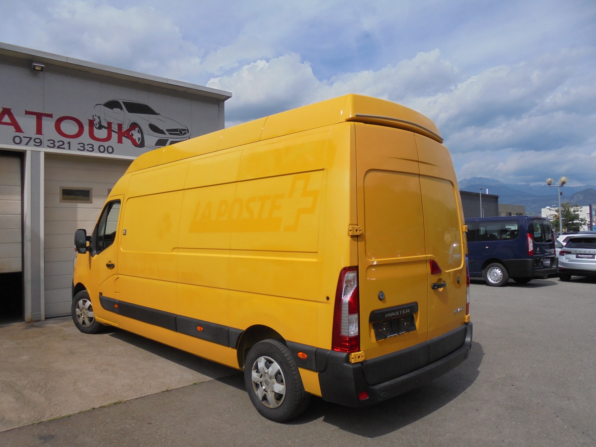 RENAULT Master T35 2.3dCi 135 L3H3-image-3