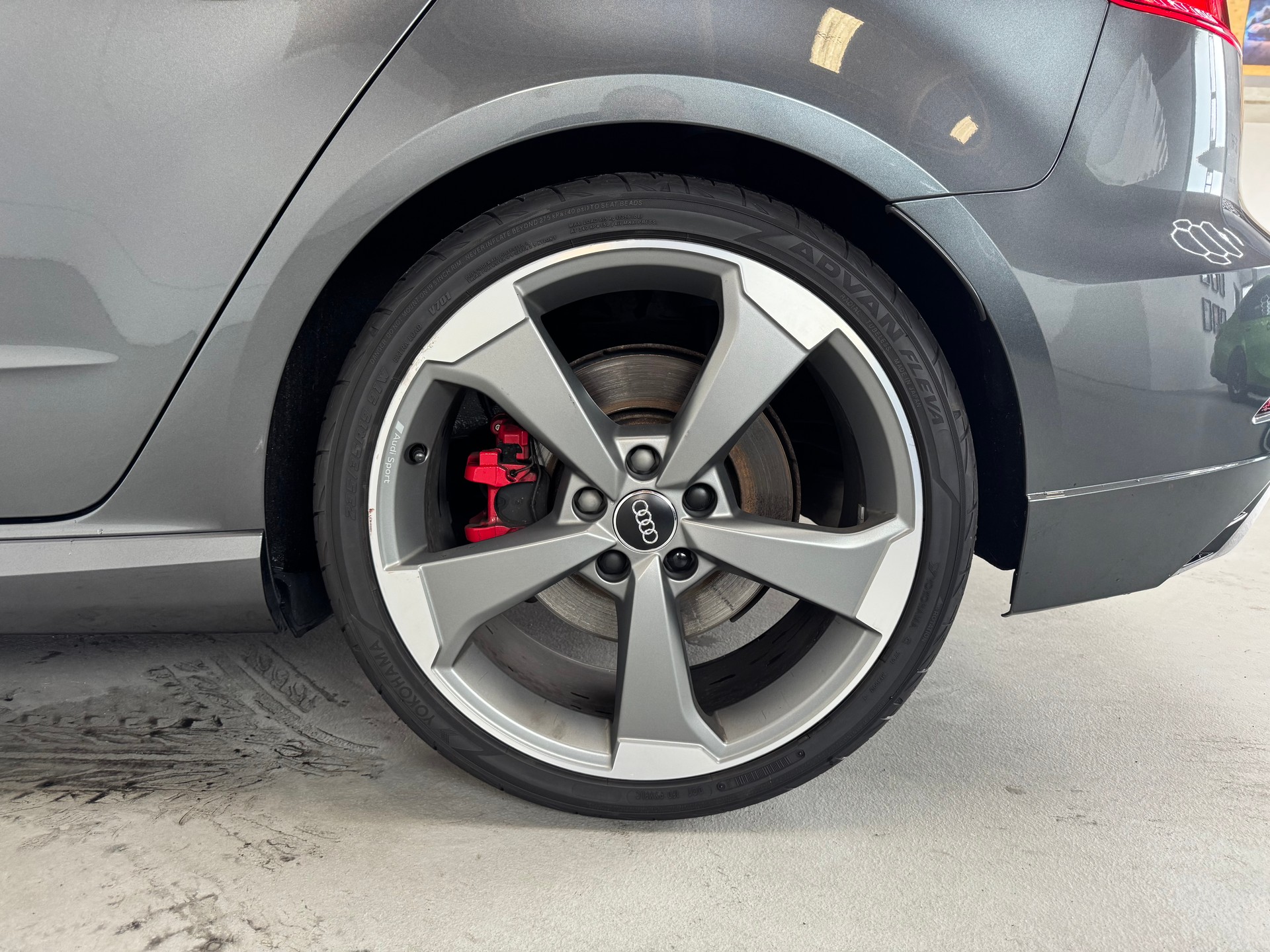 AUDI RS3 Sportback 2.5 TSI quattro S-tronic-image-8