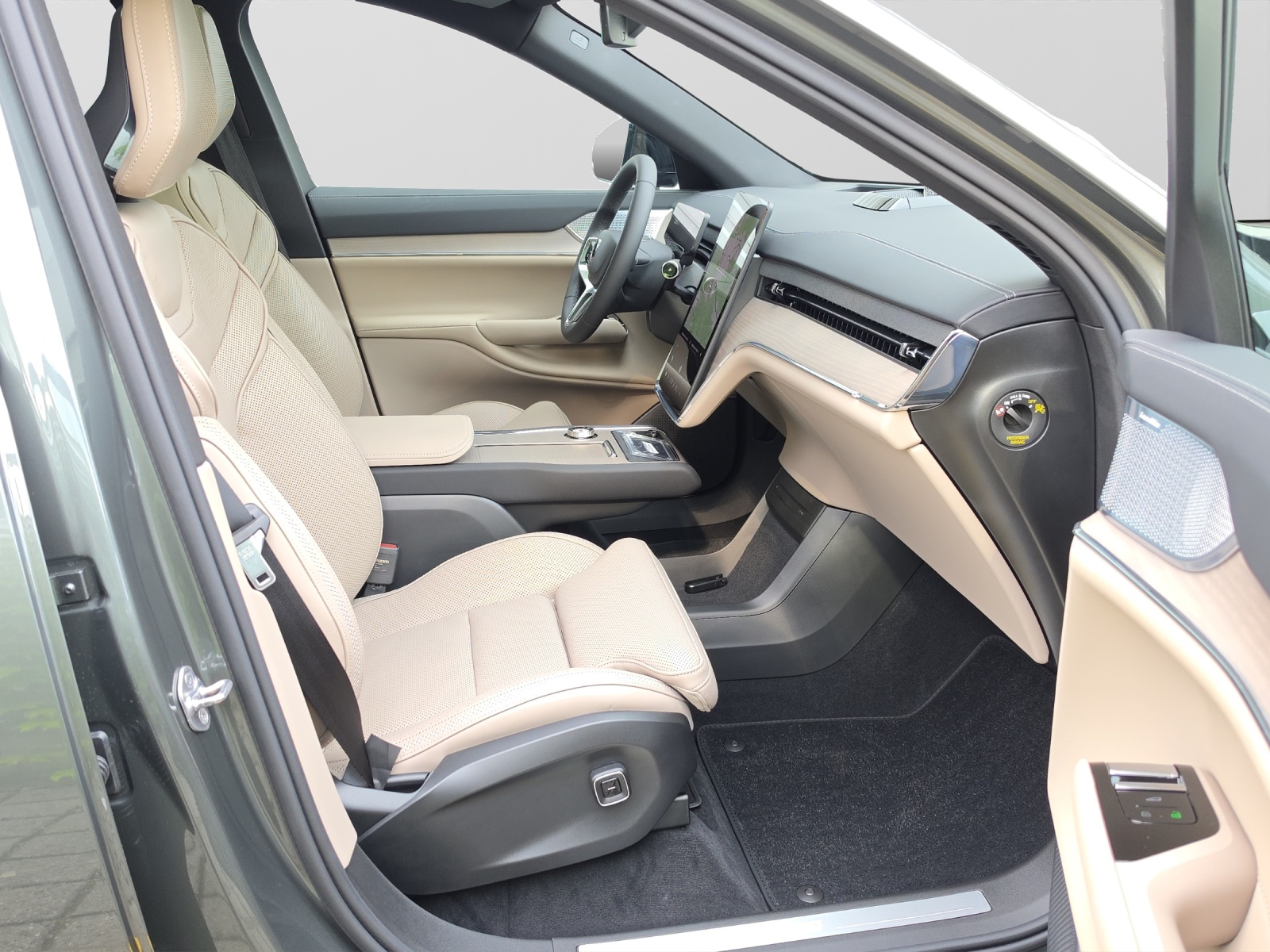 VOLVO EX90 Twin Performance Ultra AWD-image-8