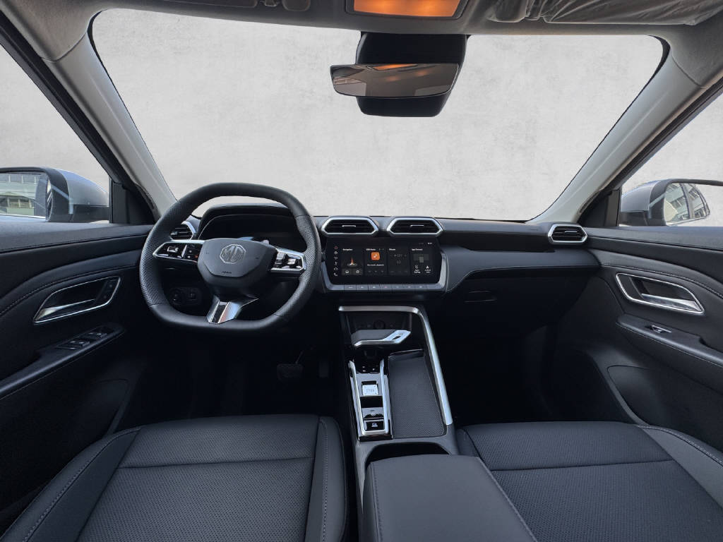 MG ZS 1.5 Hybrid+ Luxury-image-8