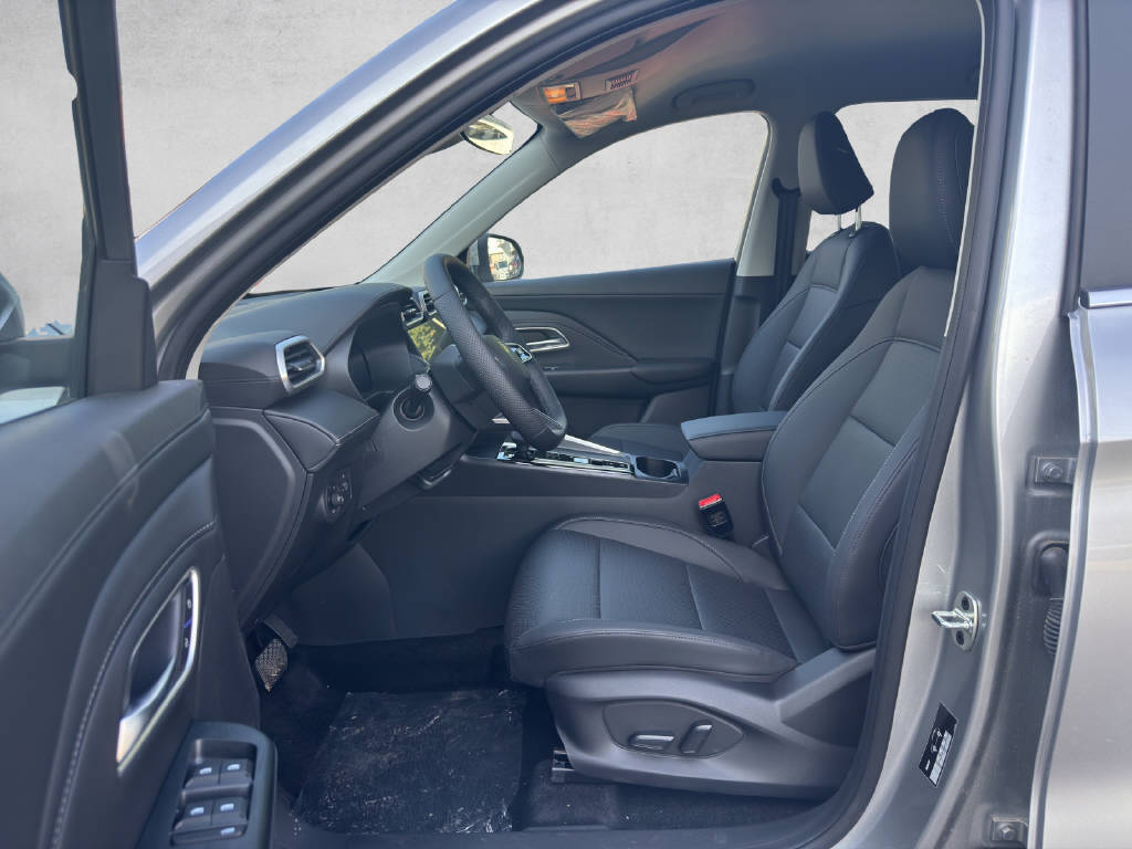 MG ZS 1.5 Hybrid+ Luxury-image-7