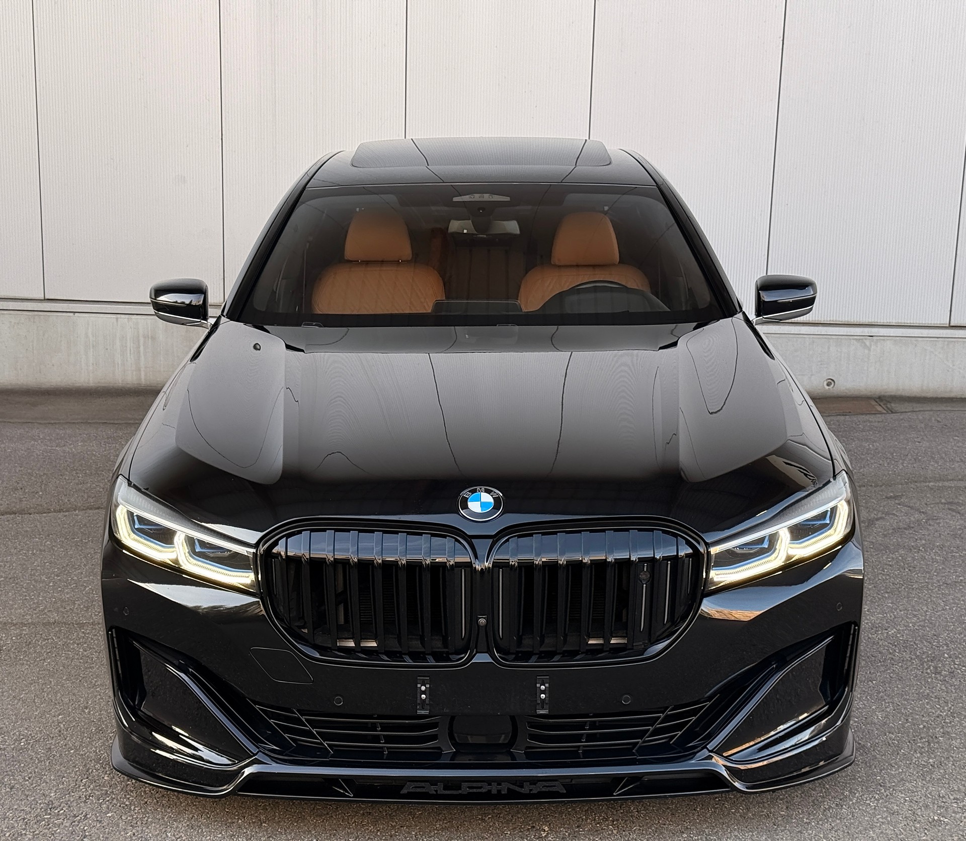 BMW 750i xDrive Steptronic-image-6