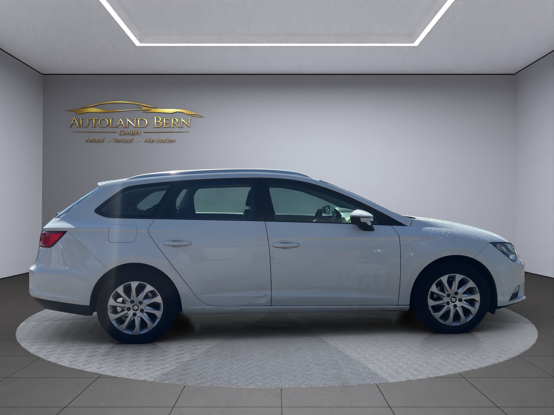 SEAT Leon ST 2.0 TDI Style DSG-image-2