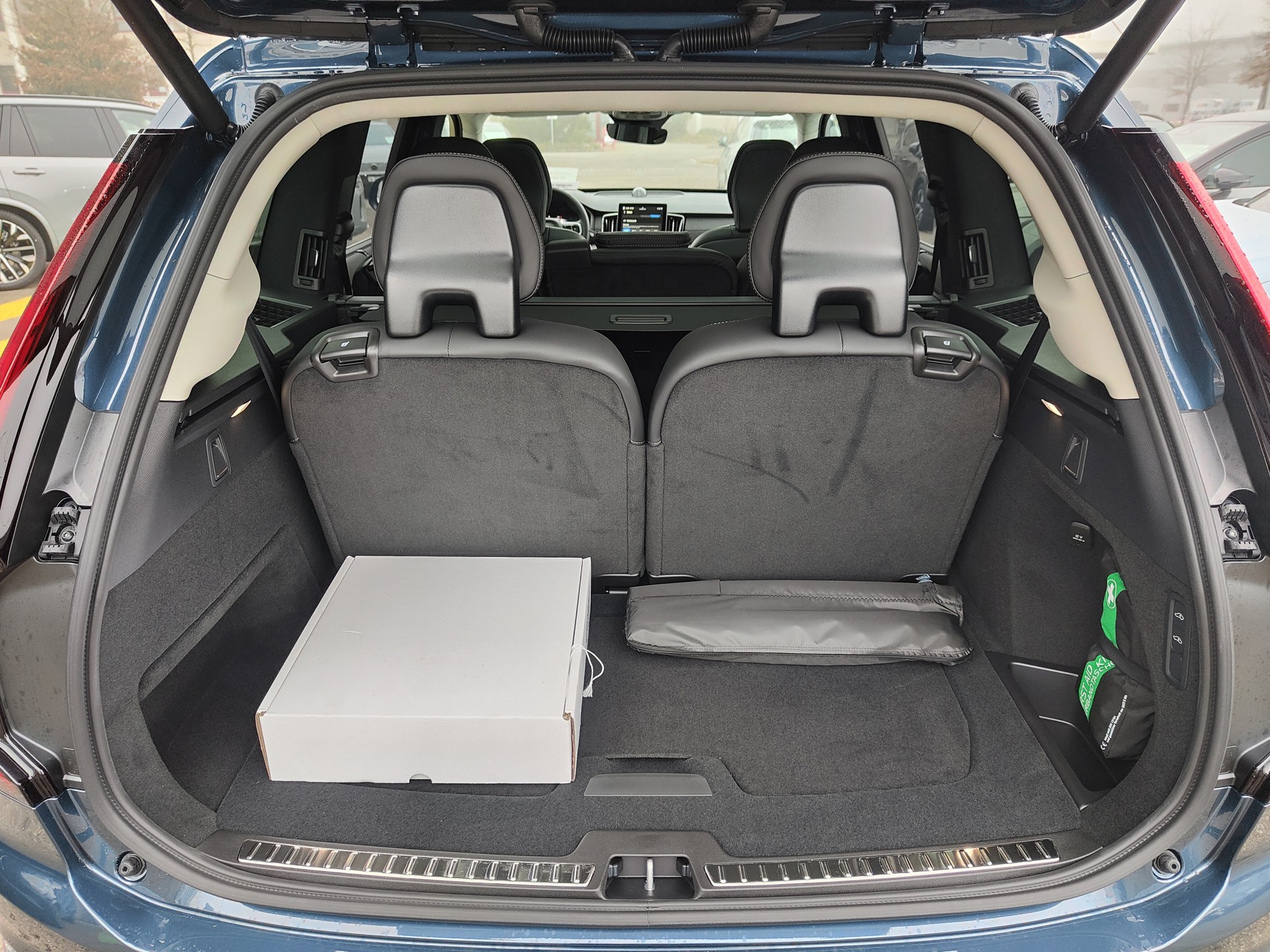 VOLVO XC90 2.0 T8 TE Ultra Bright eAWD-image-15