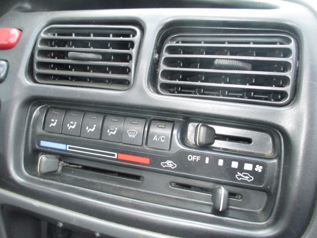 SUZUKI Grand Vitara 2.0 16V Top-image-7